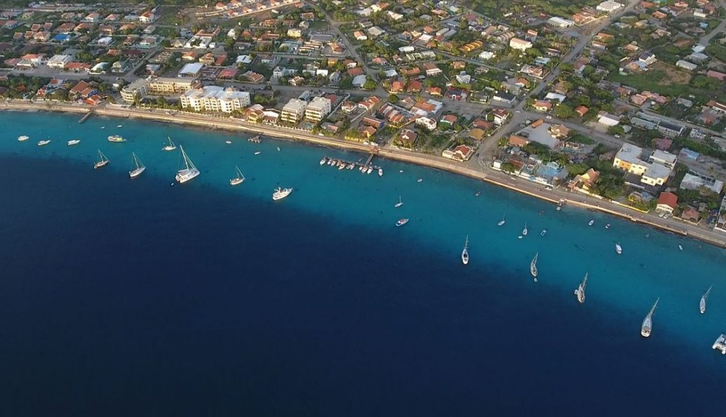Traumhafte Riffkante auf Bonaire